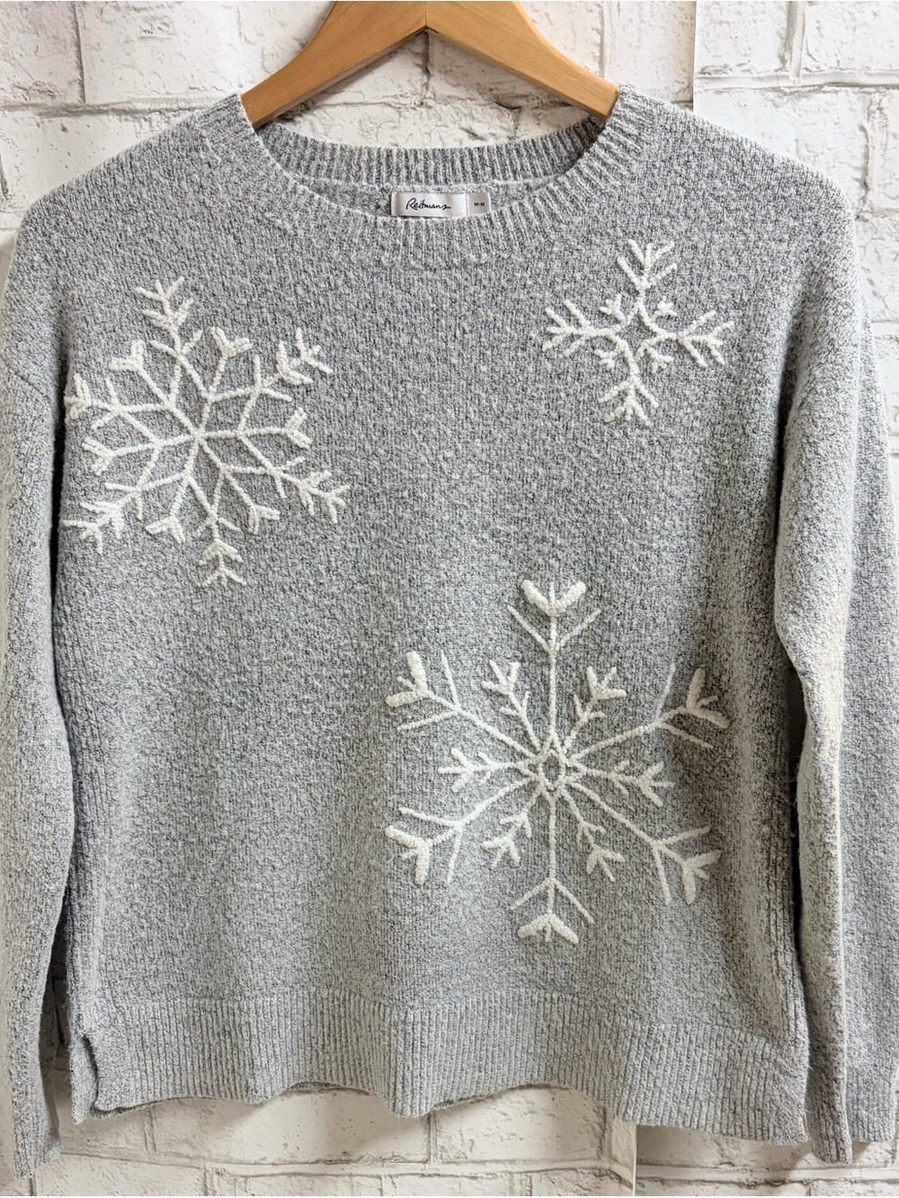 Reitmans Light Gray Crewneck Sweater with White Snowflake Motif